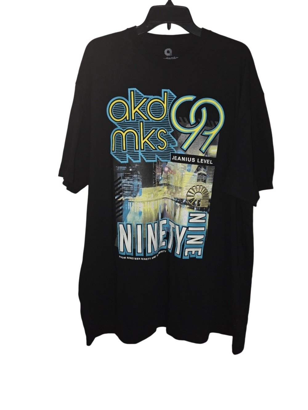 Akademiks Graphic Men’s Tee with Blue & Yellow Print